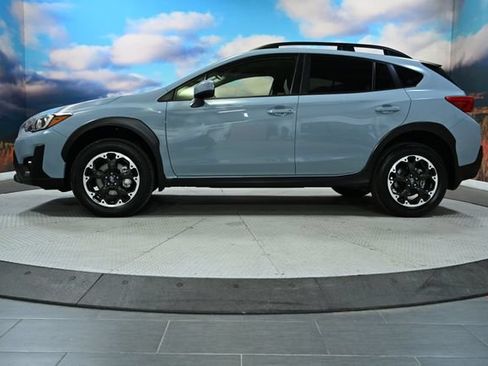 Used 2023 Subaru Crosstrek 2.0i Premium w/ Popular Package #3 AWD/4WD image 5