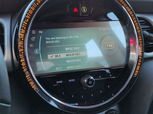 Certified 2024 MINI Cooper SE image 30