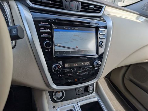 Used 2018 Nissan Murano SL w/ Moonroof Package image 22