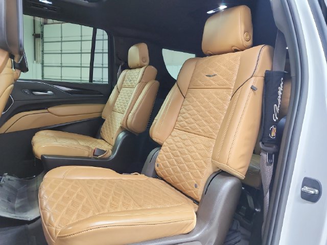 Used 2023 Cadillac Escalade ESV Sport w/ Touring Package RWD image 12