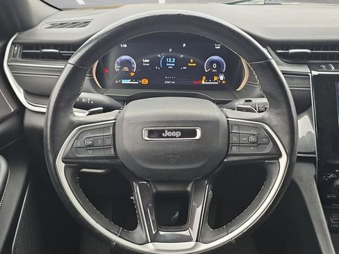 Used 2022 Jeep Grand Cherokee Altitude image 21