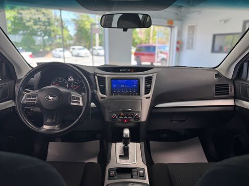 Used 2014 Subaru Legacy 2.5i Premium AWD/4WD image 20
