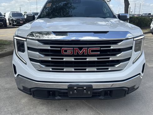 Used 2024 GMC Sierra 1500 SLE AWD/4WD image 15