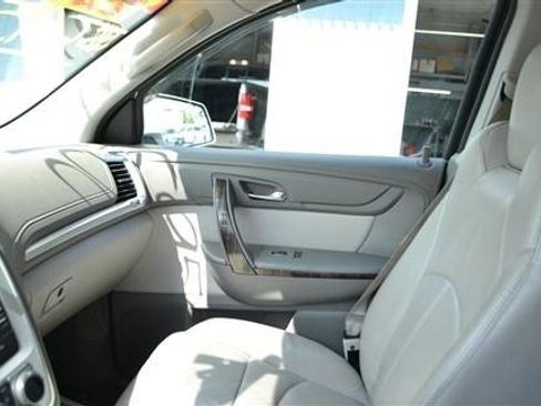 Used 2014 GMC Acadia SLT FWD image 14