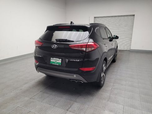 Used 2016 Hyundai Tucson Limited w/ Option Group 03 FWD image 7