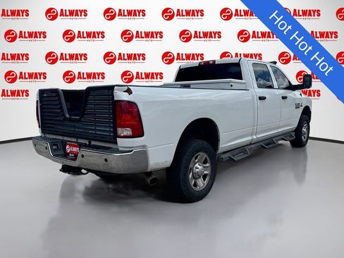 Used 2018 RAM 2500 Tradesman w/ Chrome Appearance Group AWD/4WD image 5