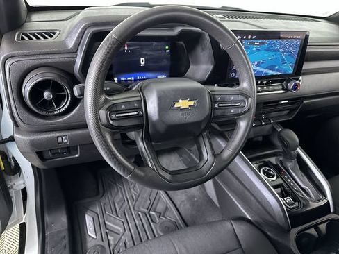 Used 2023 Chevrolet Colorado W/T w/ WT Convenience Package II AWD/4WD image 21