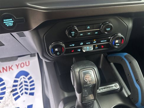 Used 2023 Ford Bronco Outer Banks image 20