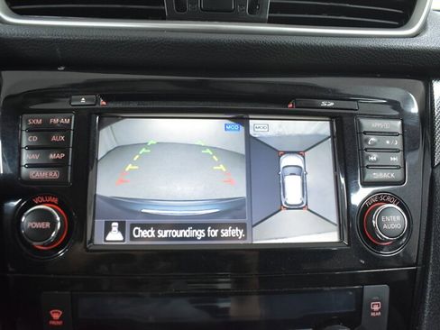 Used 2014 Nissan Rogue SL w/ SL Premium Package FWD image 13