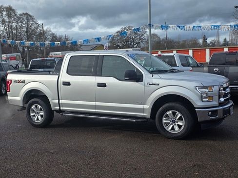Used 2017 Ford F150 XLT w/ Equipment Group 301A Mid image 3