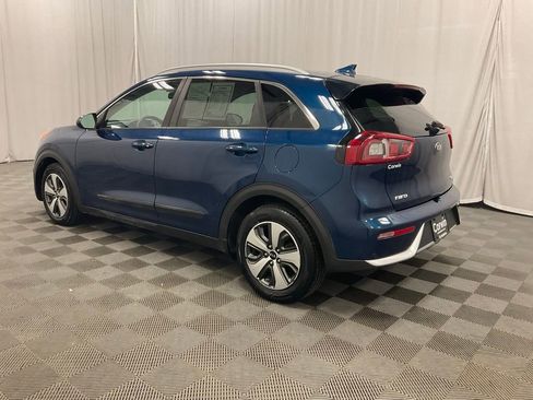Used 2017 Kia Niro LX image 7