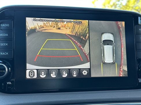 Used 2019 Hyundai Santa Fe FWD image 19