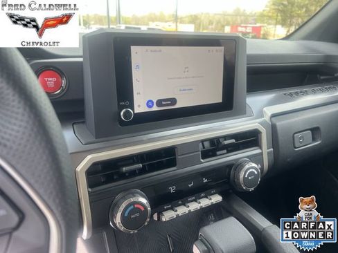 Used 2025 Toyota Tacoma TRD Off-Road AWD/4WD image 13