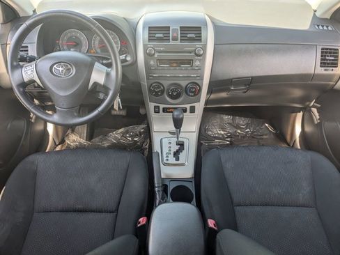 Used 2010 Toyota Corolla S image 17