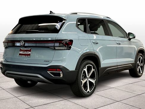 New 2026 Volkswagen Taos SEL image 4