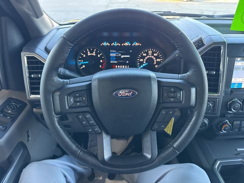 Used 2016 Ford F150 XLT w/ Equipment Group 302A Luxury AWD/4WD image 28