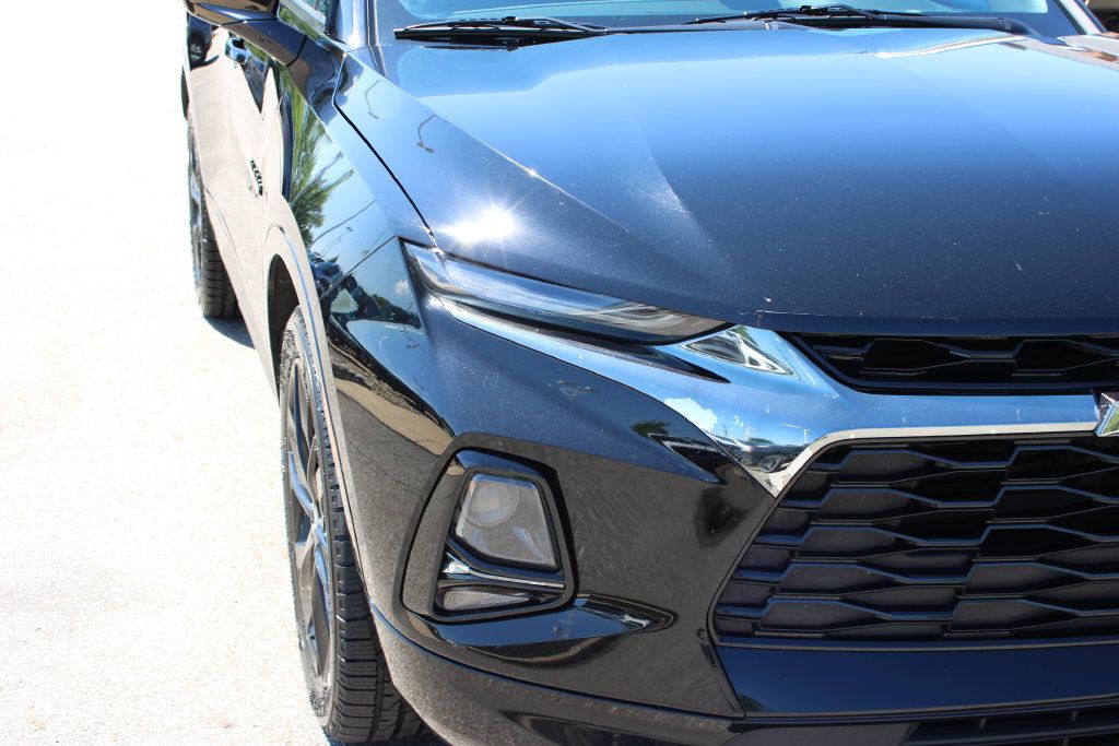 Certified 2022 Chevrolet Blazer RS w/ Enhanced Convenience Package AWD/4WD image 4