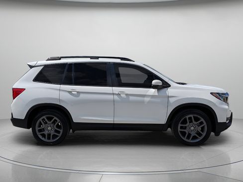 Used 2022 Honda Passport EX-L image 9