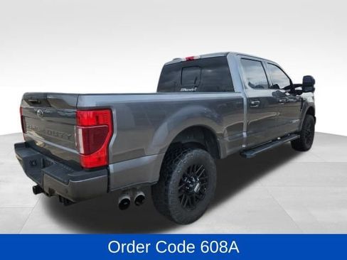 Used 2022 Ford F250 Lariat w/ Black Appearance Package image 3