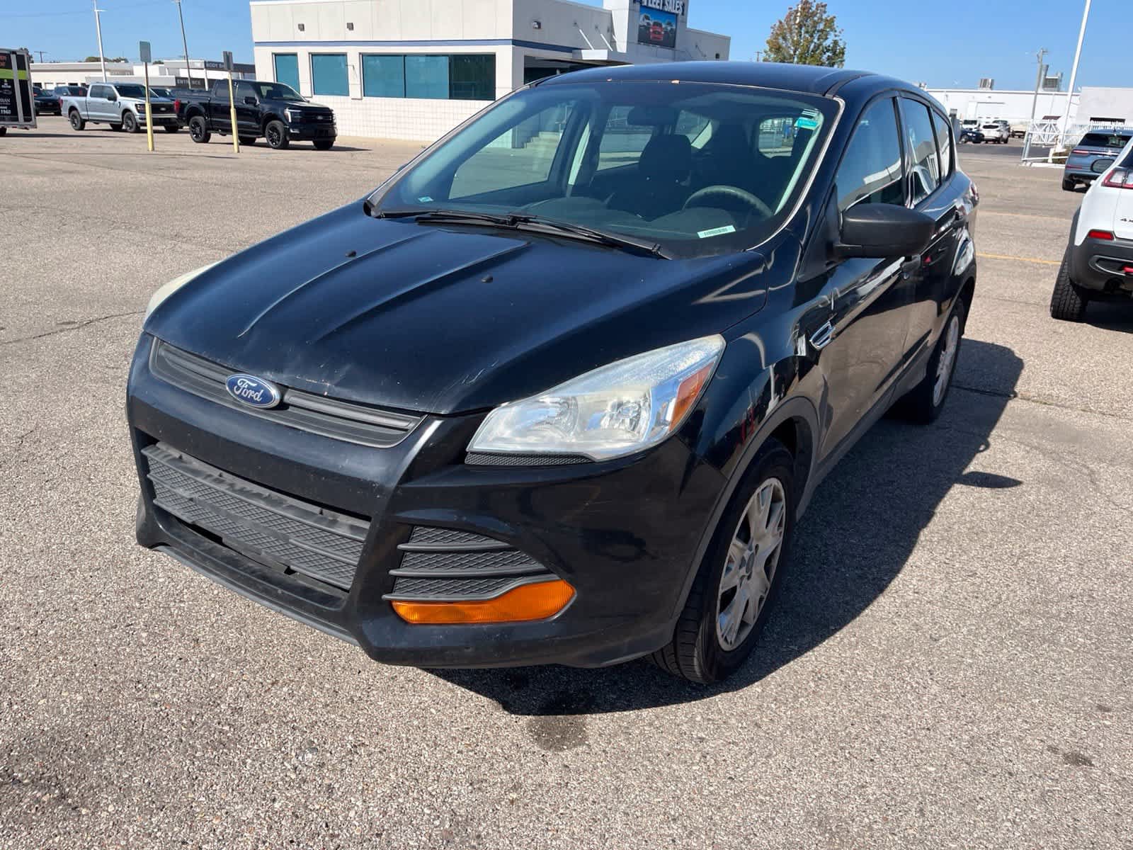 Used 2016 Ford Escape S FWD image 3