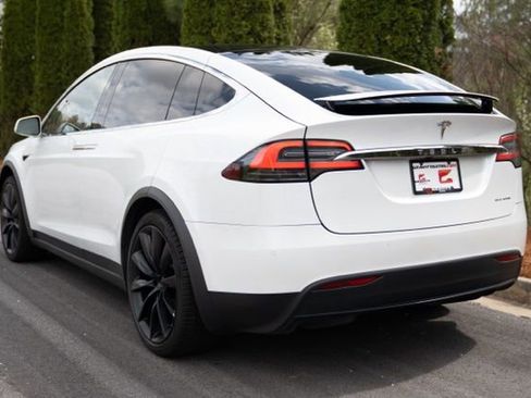 Used 2020 Tesla Model X Long Range image 14