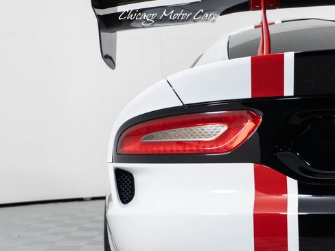 Used 2016 Dodge Viper ACR image 25