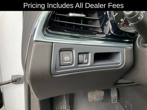 Used 2024 Cadillac XT6 Luxury w/ LPO, Floor Liner Package AWD/4WD image 10