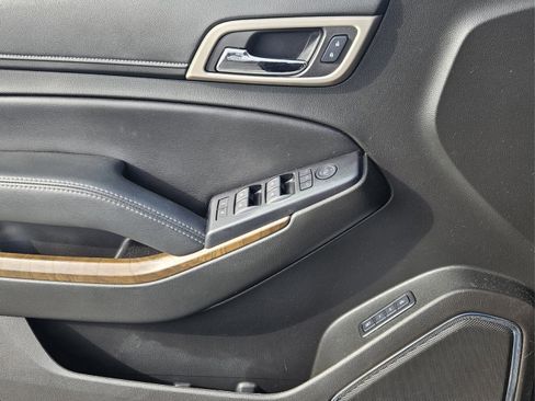 Used 2018 GMC Yukon XL Denali w/ Open Road Package image 31