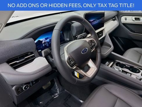 New 2025 Ford Explorer Active w/ Active Comfort Package image 9