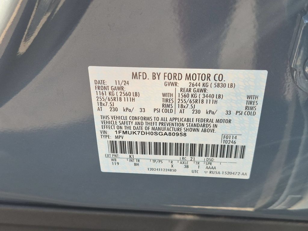 Used 2025 Ford Explorer Active RWD image 37