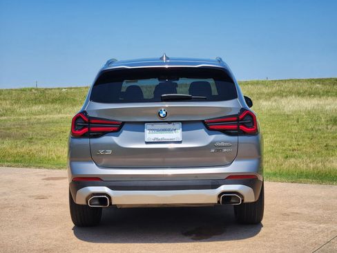 Used 2024 BMW X3 sDrive30i w/ Premium Package RWD image 8