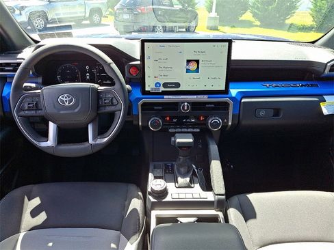 New 2025 Toyota Tacoma TRD Off-Road image 10