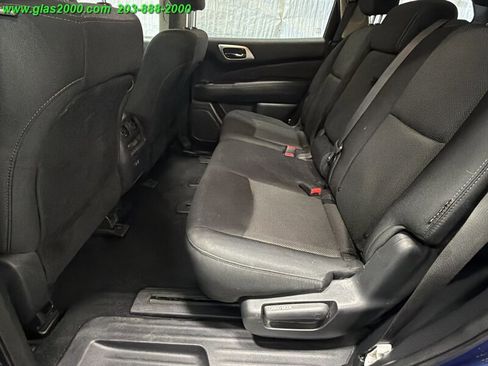 Used 2019 Nissan Pathfinder SV AWD/4WD image 9