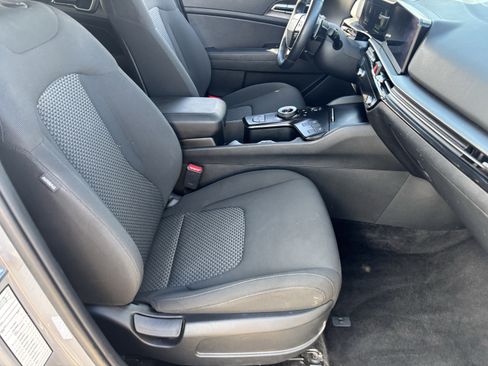 Certified 2026 Kia Sportage S AWD/4WD image 9