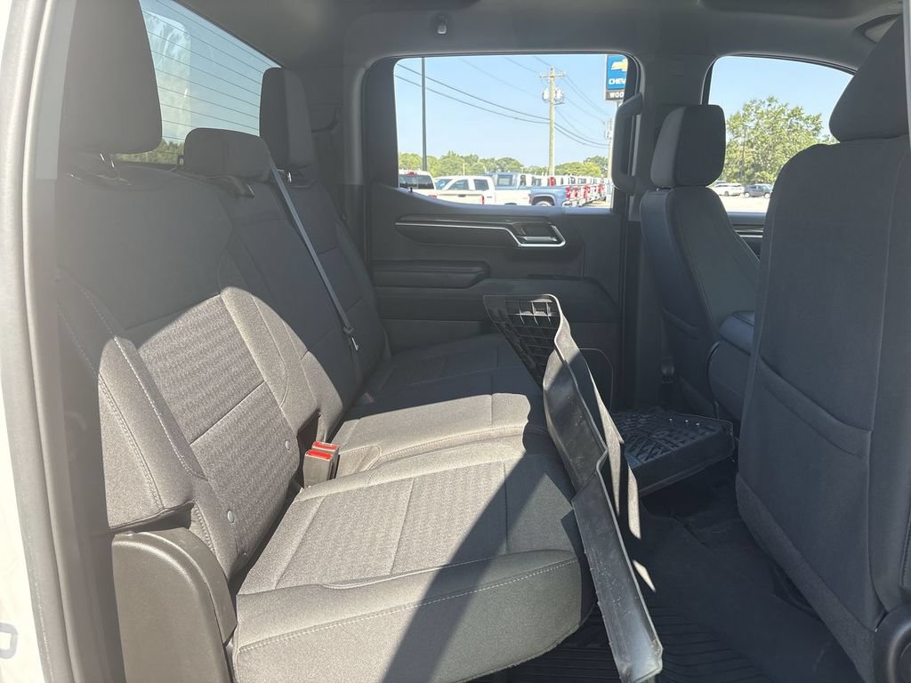Certified 2022 Chevrolet Silverado 1500 RST AWD/4WD image 22