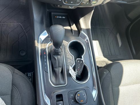 Used 2023 Chevrolet Traverse LT w/ LPO, Floor Liner Package AWD/4WD image 15