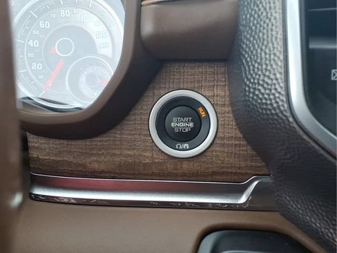 Used 2021 RAM 1500 Limited AWD/4WD image 12