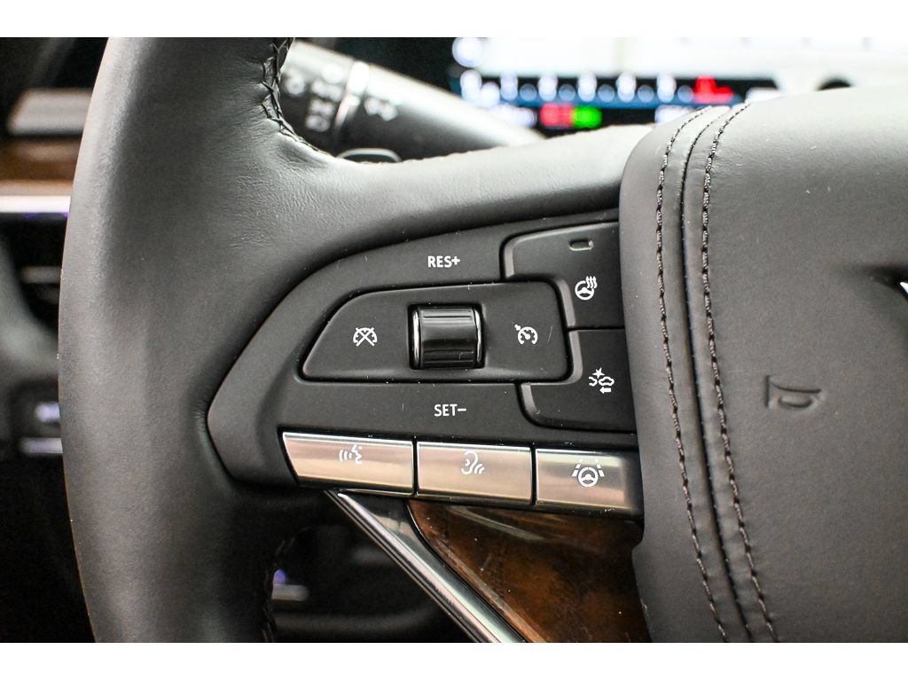 Certified 2024 Cadillac Escalade Sport Platinum w/ LPO, ONYX Package AWD/4WD image 48