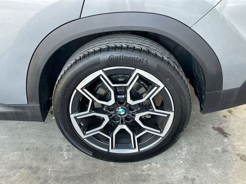 Used 2025 BMW X2 xDrive28i AWD/4WD image 11