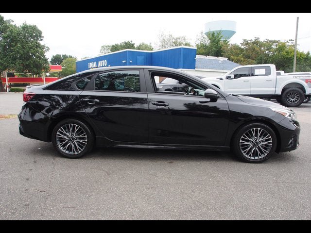 Used 2022 Kia Forte GT-Line w/ GT-Line Premium Package FWD image 6