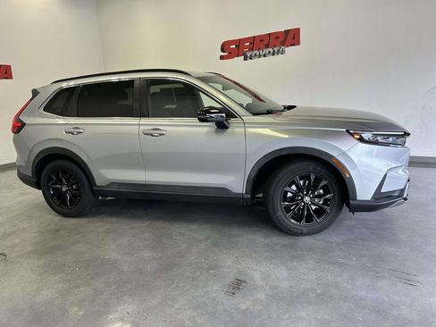 Used 2023 Honda CR-V Sport image 2