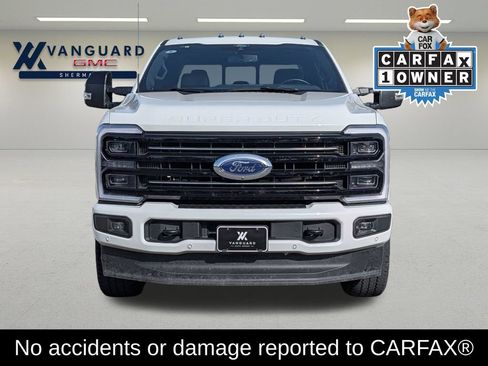 Used 2026 Ford F250 Platinum w/ FX4 Off-Road Package AWD/4WD image 2