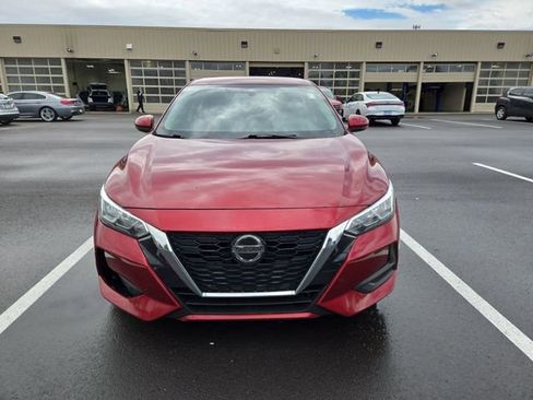 Used 2020 Nissan Sentra SV image 3