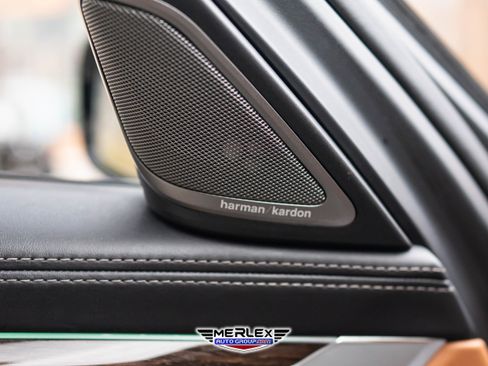 Used 2022 BMW 750i xDrive xDrive M SPORT LINE w/ Executive Package image 41