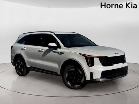 New 2026 Kia Sorento EX FWD image 2