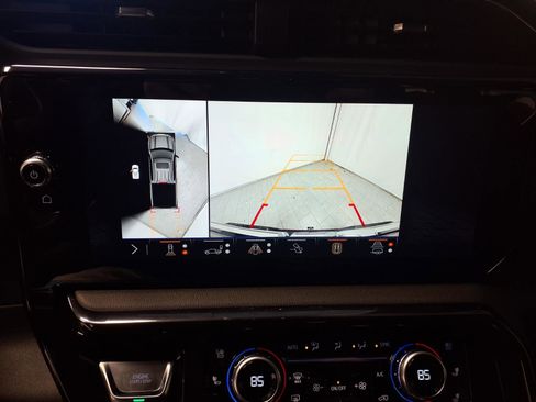 Used 2024 GMC Sierra 1500 AT4 w/ AT4 Premium Package image 13