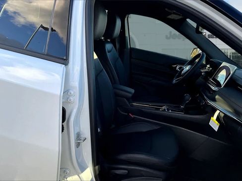 New 2026 Jeep Compass Trailhawk w/ Sun, Sound & Navigation Group image 14