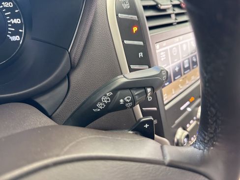 Used 2019 Lincoln MKC Reserve AWD/4WD image 22