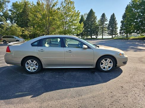 Used 2011 Chevrolet Impala LT w/ Luxury Edition Package FWD image 7