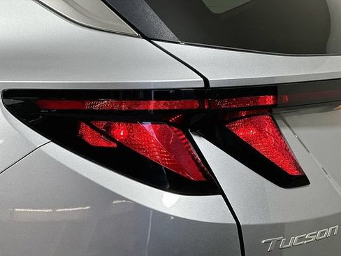 Used 2025 Hyundai Tucson SEL FWD image 23
